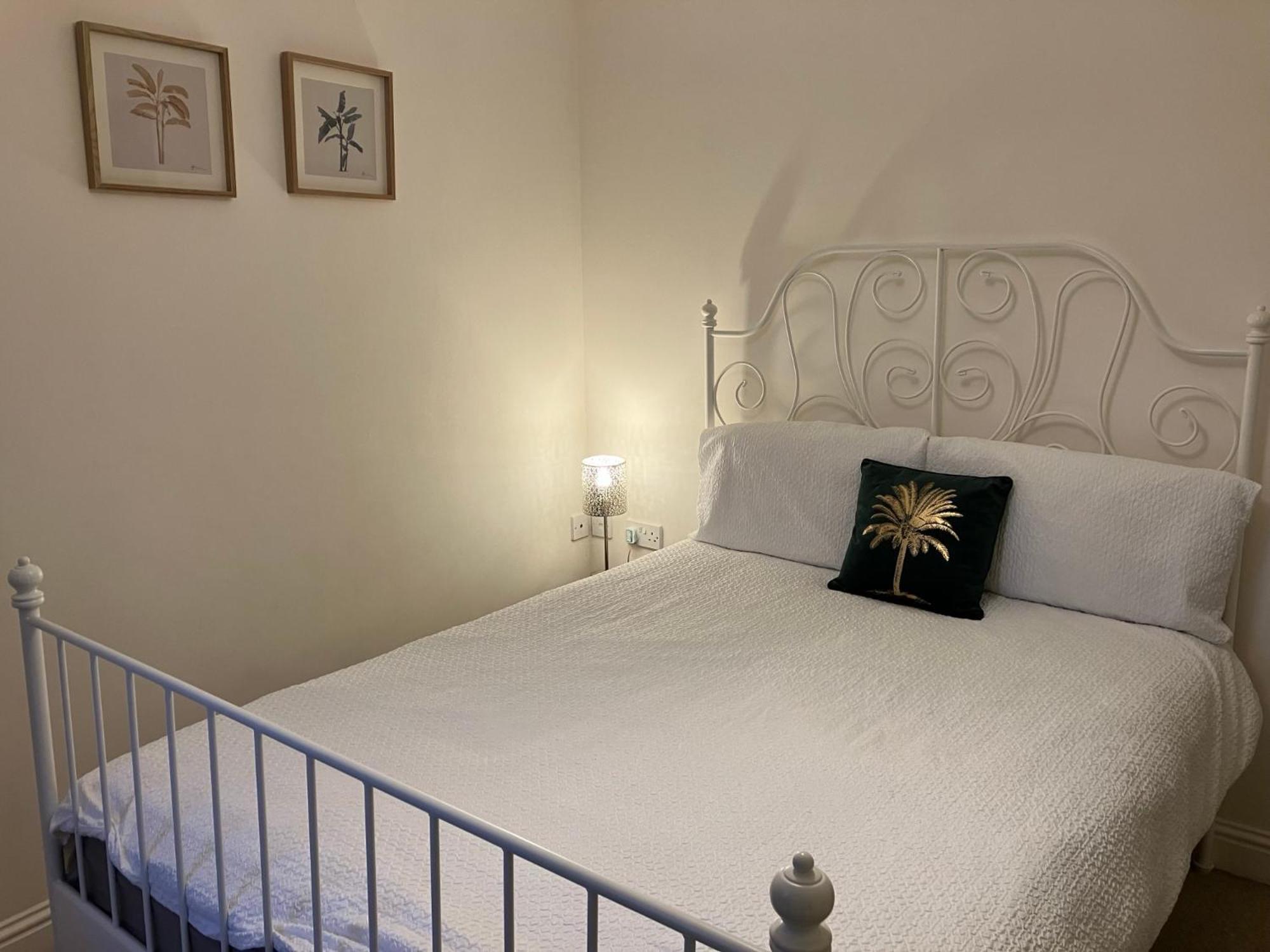 The Eaves, Glastonbury High Street 2 Bed 2 Bathroom Apartment Esterno foto